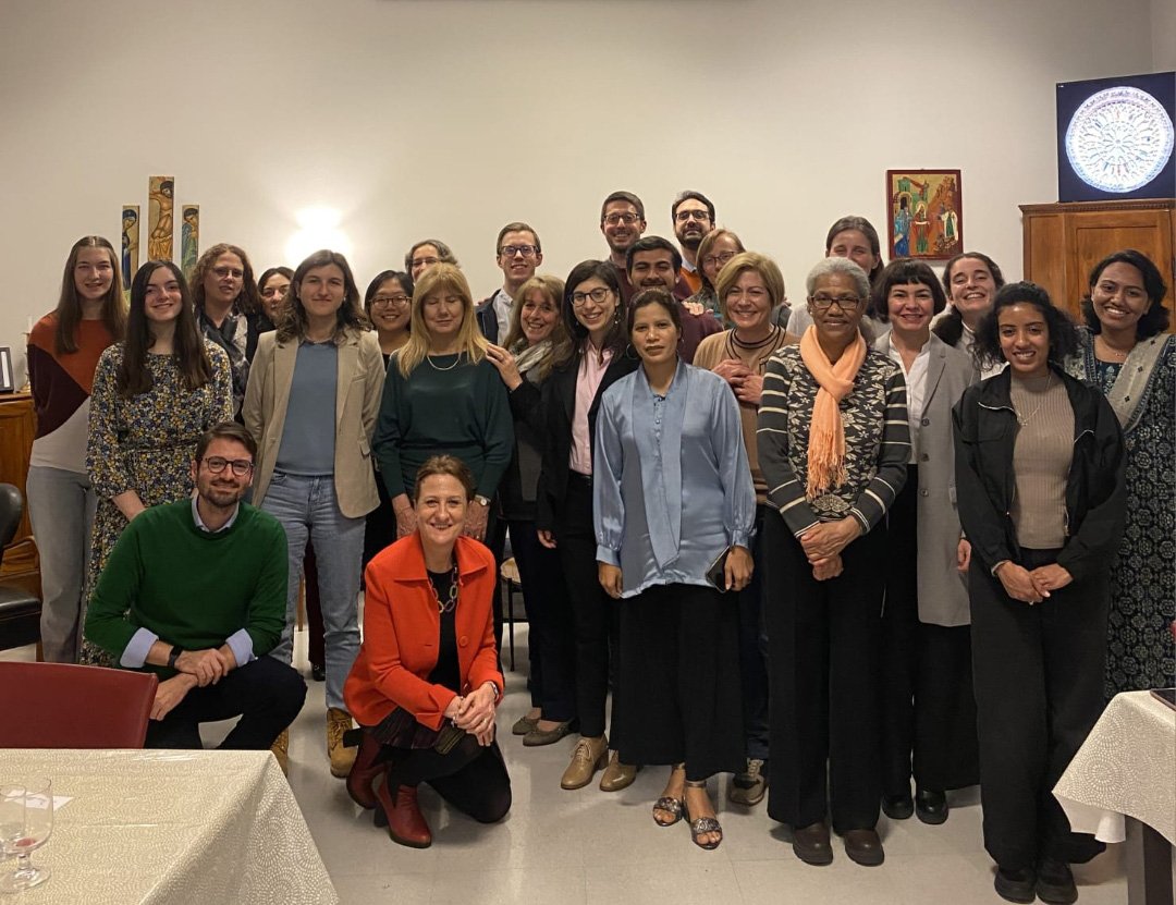 Foto gruppo Lay Centre